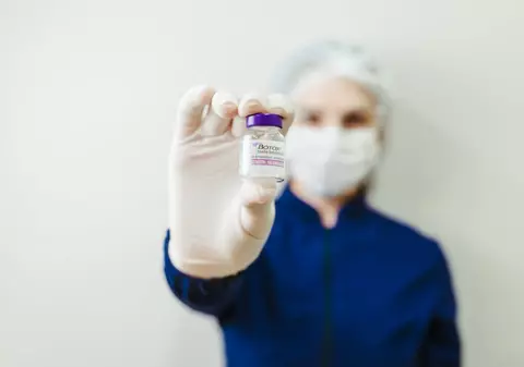 Tot ce trebuie să știi despre toxina botulinică