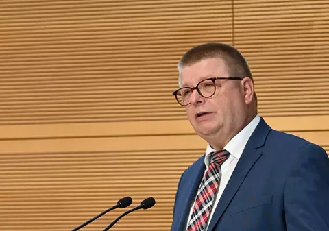 Avertismentul spionajului german: Rusia recrutează spioni, după expulzarea din Europa a sute de diplomați ruși