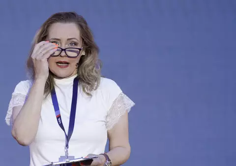 Elena Lasconi îi cere lui Iohannis să-l retragă de urgenţă din postul de consul pe fostul șef al Poliției din Constanța