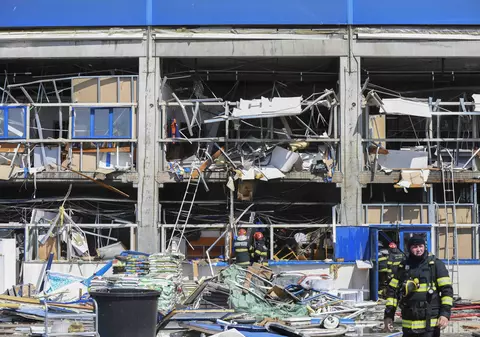 Explozia de la Dedeman Botoşani. Noi detalii despre starea pacienţilor internaţi la Spitalul Floreasca și Iași