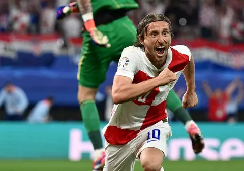 Croatul Luka Modrici, cel mai în vârstă marcator din istoria Campionatului European