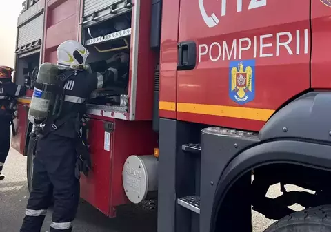 Incendiu la Spitalul din Mizil. Patru pacienţi şi șapte cadre medicale s-au autoevacuat