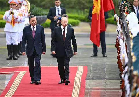 Vladimir Putin, în vizită oficială la Hanoi: ce își dorește președintele rus din partea Vietnamului