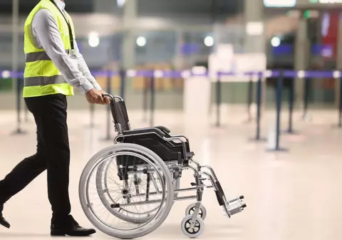 O femeie în scaun cu rotile a fost îmbarcată într-un avion greșit, la Nürnberg și a ajuns în altă țară