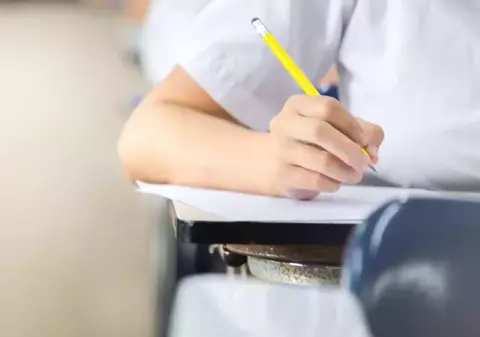 Anchetă a Inspectoratului Școlar Maramureș, după ce subiectele la română de la Evaluarea Națională au fost scurse în timpul examenului