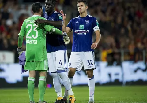 Poveste neștiută cu Nicolae Stanciu. Ce sumă i-a oferit jucătorului care purta numărul 23 ca să i-l dea lui, când a ajuns la Anderlecht, în 2016