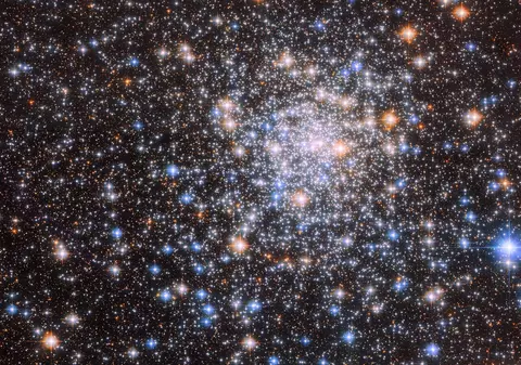 Telescopul spaţial Hubble, care a revoluţionat astronomia, va fi retras din funcțiune treptat