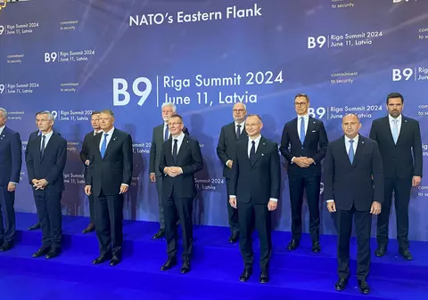 Grupul „București 9” s-a reunit la Riga. Ungaria riscă să fie exclusă din format