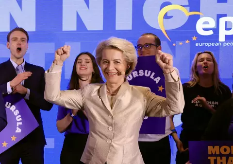Alegeri europarlamentare 2024. Centrul rezistă, dar Europa se înclină spre dreapta. Ursula von der Leyen: „Am câștigat”