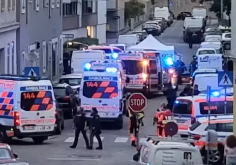 Român împușcat și ucis de polițiștii austrieci, în Viena, după ce i-a atacat cu un topor. Mai devreme își omorâse iubita