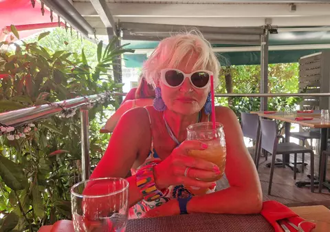 Monica Tatoiu și-a înșelat cel de-al doilea soț, la doar două zile de la nuntă. „I-am zis că plec undeva, l-am așteptat la aeroport”