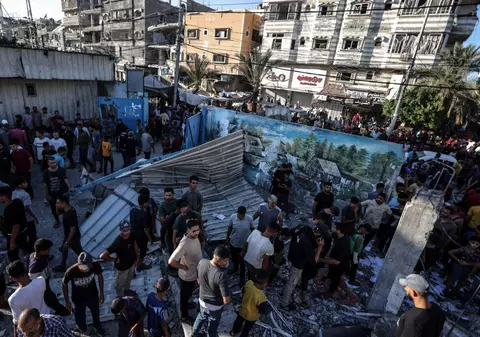 Atac asupra unei școli în care se adăpostesc civili în Gaza: 16 persoane au murit. Israelul spune că a vizat militanți Hamas