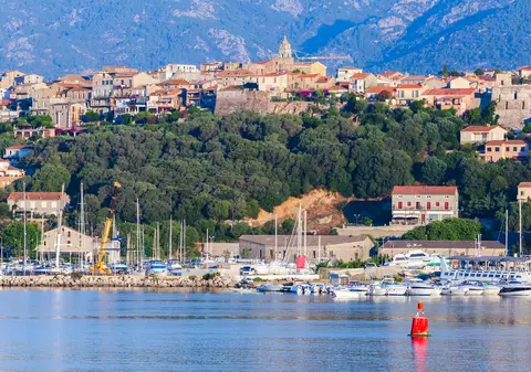 De ce să-ți planifici viitoarea vacanță în Corsica