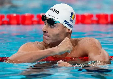 David Popovici, aur în proba de 200 de metri liber la Olimpiadă, după 20 de ani de la ultimul titlu olimpic pentru România