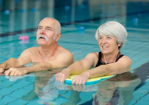 Exerciţii fizice potrivite pentru persoanele în vârstă