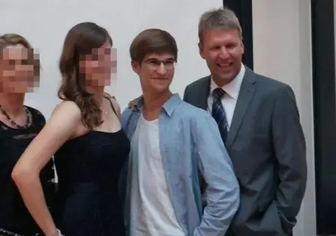 Germanul care și-a ucis soacra și fiul și și-a rănit grav fiica și soția falimentase familia și pierduse milioane de euro