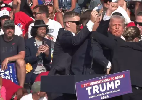 Procurorul comitatului în care a avut loc atacul armat asupra lui Trump, surprins de ușurința cu care atacatorul s-a apropiat de scenă