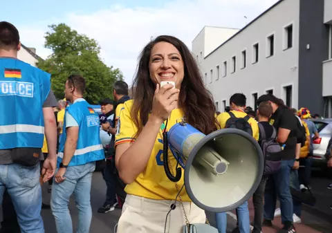 Iulia Niculae-Cuciurean, „creierul” campaniei de marketing a FRF la Campionatul European: „Am avut cei mai frumoși, civilizați, plini de iubire suporteri de la EURO”
