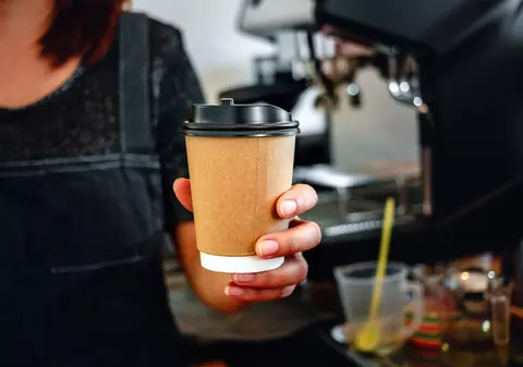 Inculpatul s-a îmbătat în timpul propriului proces, în Germania: „Sigur ai apă acolo?”