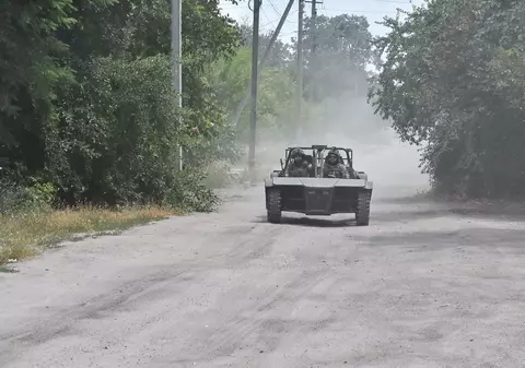 O „armată de roboți” este construită în sute de ateliere secrete din Ucraina pentru a lupta cu rușii