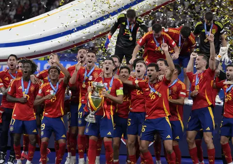 Spania, campioană europeană pentru a patra oară în istorie - un record, după ce a învins Anglia cu 2-1