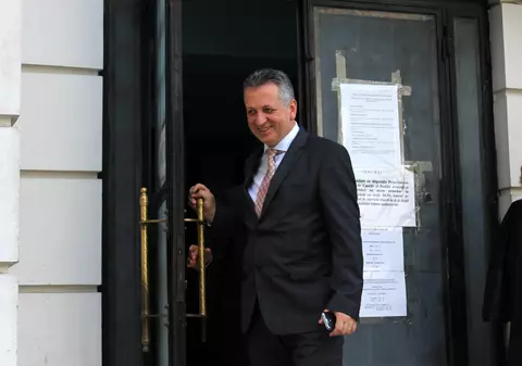 Afacerile actuale ale lui Relu Fenechiu, fostul ministru liberal trimis la pușcărie în timpul mandatului. Cum a încercat să recupereze mita pentru care a fost condamnat