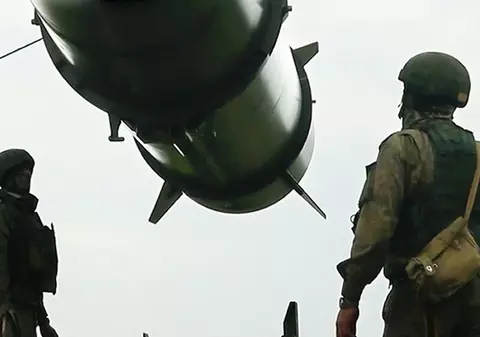 „Pe cine ar trebui să atacăm?” Numărul rușilor care nu s-ar opune unui atac nuclear este „incredibil de mare”, spune un aliat al lui Putin