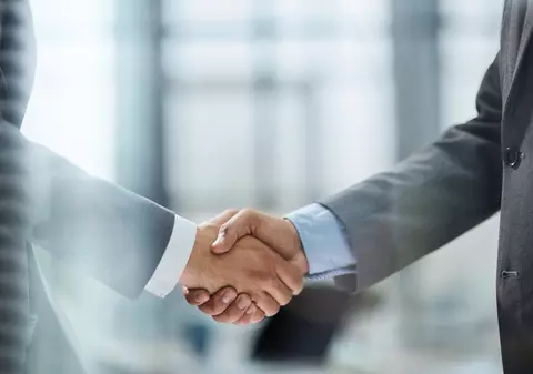 Propunerea PSD de reformare a sistemului fiscal, susținută de marii investitori străini. AmCham vede o cotă unică de 16%