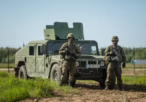 Baza americană din Polonia, similară cu cea de la Deveselu, a devenit operaţională. Stoltenberg: „Nu putem ignora amenințarea”