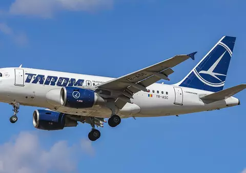 Greva mascată a piloților de la TAROM s-a încheiat cu un acord privind o creștere salarială. Zborurile, reluate marți, după o zi cu zeci de anulări