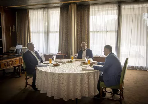 Viktor Orban, întâlnire cu Marcel Ciolacu, înaintea discursului de la Băile Tușnad. Ce a promis liderul Ungariei legat de Schengen