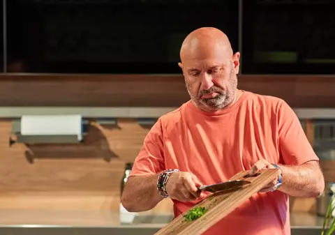 Adevărul din spatele succesului lui Cătălin Scărlătescu. Este unul dintre cei mai apreciați bucătari. „Nu aveam cum să păcălesc munca”