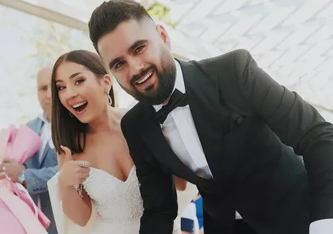 Nicole Cherry și soțul ei sărbătoresc șase ani de relație. Cele mai frumoase imagini de la cununia civilă