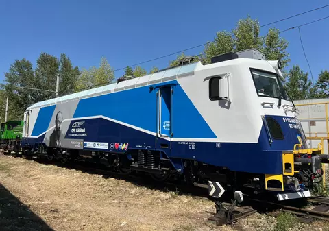 Prima locomotivă electrică modernizată de CFR Călători cu fonduri prin PNRR va circula până la sfârșitul anului. Ce viteză poate atinge