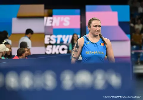 Cătălina Axente „a trecut cu bine peste investigaţiile medicale”, după accidentarea în timpul luptei de la JO 2024. Anunțul FR Lupte despre starea sportivei 