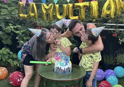 Gemenii Cristinei Bălan au împlinit 11 ani. Cum au sărbătorit băieții alături de familia lor. „Las aici și câteva imagini cu noi toți”