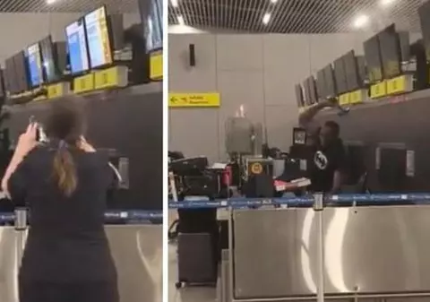 Atac cu ciocanul pe aeroportul din Santiago de Chile. Un bărbat a distrus ghișeele de check-in și i-a îngrozit pe ceilalți călători | VIDEO