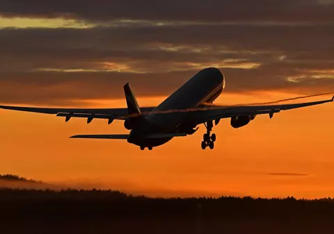 Rusia interzice companiilor aeriene să efectueze zboruri de noapte în Israel până pe 16 august