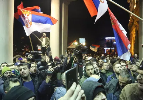 Protest de amploare în Serbia față de exploatarea unei mine de litiu