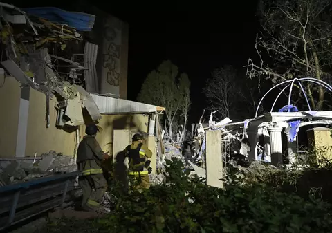 Doi jurnalişti au fost răniţi, iar un al treilea a dispărut după un atac efectuat de ruși asupra unui hotel din Kramatorsk