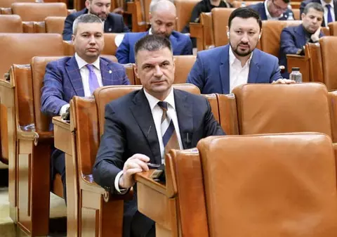 Mircea Roşca revine la șefia PNL Prahova după ce a scăpat de acuzaţiile de corupţie. L-a înlocuit pe Iulian Dumitrescu