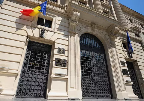 Rezervele BNR au crescut, după împrumuturi luate de Ministerul Finanțelor