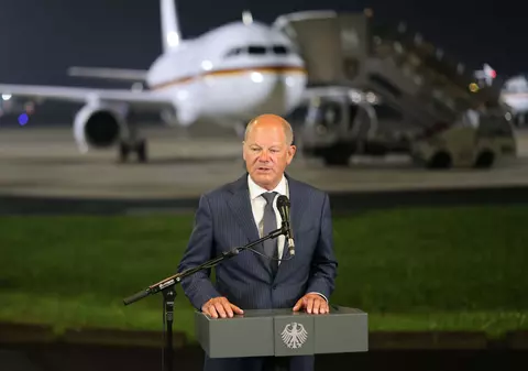 Colaborarea în coaliţia guvernamentală din Germania este dificilă, recunoaște cancelarul Scholz