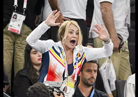 Nadia Comăneci, după ce David Popovici a obținut bronzul la 100 de metri liber: „A fost mai emoţionant decât dacă aş fi fost eu în concurs”