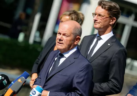 Cancelarul german Scholz, furios după ce UniCredit și-a majorat acțiunile la rivala Commerzbank: „Un atac neprietenos”