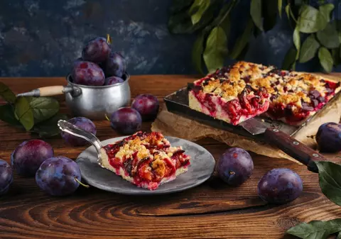 Prăjitura cu prune - cele mai apreciate rețete de prăjitură cu prune