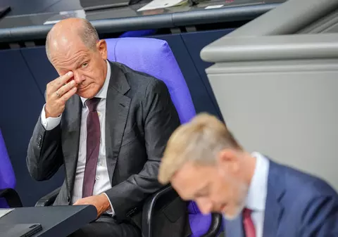 Germania este nevoită să-și reducă cheltuielile pentru a combate deficitul. Economia germană urmează să scadă