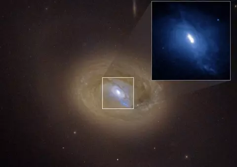 Două găuri negre „supermasive”, descoperite de NASA în centrul aceleiași galaxii: „Nu ne așteptam să vedem așa ceva” VIDEO