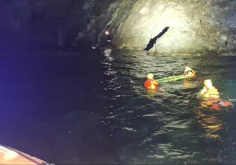 Un român în vacanță pe Coasta de Azur a căzut în mare, de pe stânca Pointe de Mourret înaltă de 37 de metri, și a murit pe loc