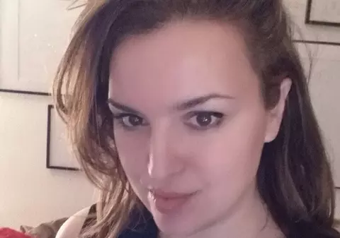 Femeia misterioasă a cărei companie a obţinut licenţă pentru pagerele care au explodat în Liban are un doctorat în fizică: „Nu a mai făcut lucrări ştiinţifice de atunci”